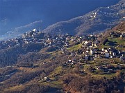 09 Dalla Chiesa di Fuipiano  vista zoomata sulla dirimpettaia Rota Imagna